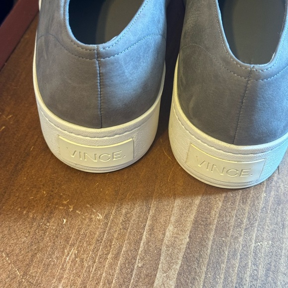 Vince Woman’s Warner Zip front Platform Sneaker.Size 8.5 =38 See photos - Picture 14 of 16